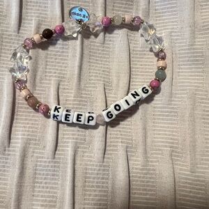 LITTLE WORDS PROJECT KEEP GOING BRACELET